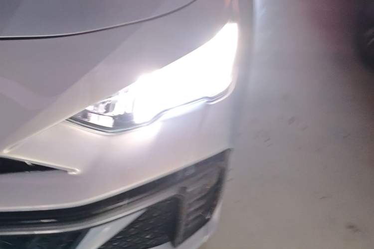 Used GAC Trumpchi EMPOW 2023 400T Automatic R PRO Left Front Headlight