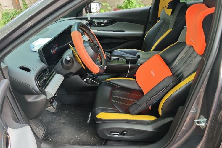 Used GAC Trumpchi EMPOW 2023 270T DCT J15 Version Left Front Seat