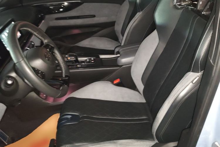 Used GAC Trumpchi EMPOW 2023 400T Automatic R PRO Left Front Seat