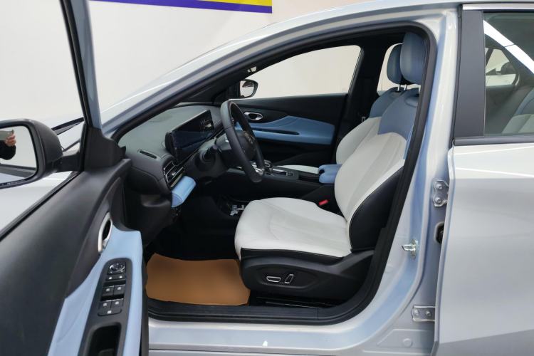 Used GAC Trumpchi EMPOW 2023 Shadow Leopard H High-Energy Hybrid Edition Left Front Seat