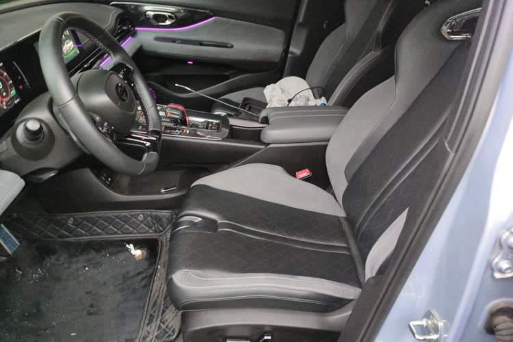 Used GAC Trumpchi EMPOW 2023 400T Automatic R PRO Left Front Seat