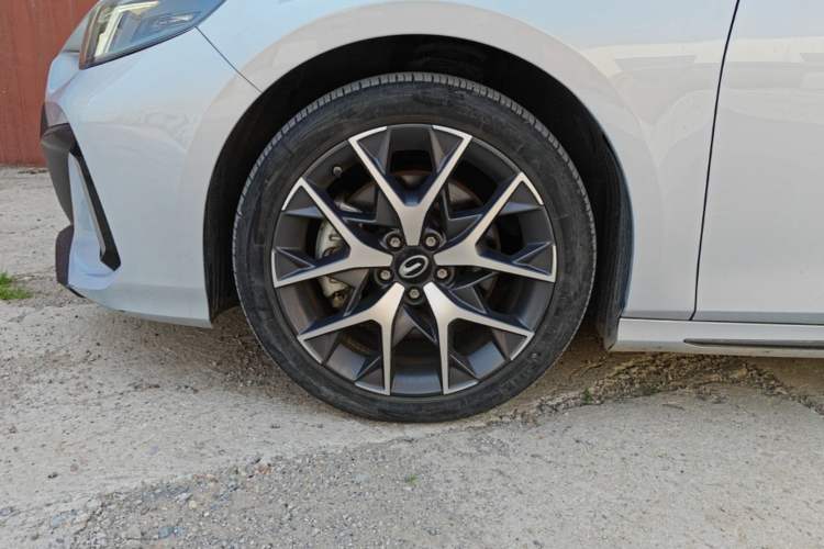 Used GAC Trumpchi EMPOW 2023 Shadow Leopard H Smart Hybrid Edition Left Front Wheel Hub