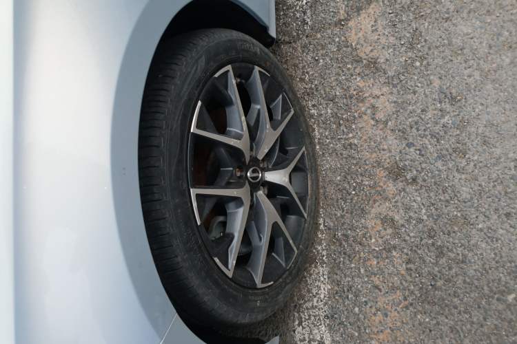 Used GAC Trumpchi EMPOW 2023 Shadow Leopard H Smart Hybrid Edition Left Front Wheel Hub