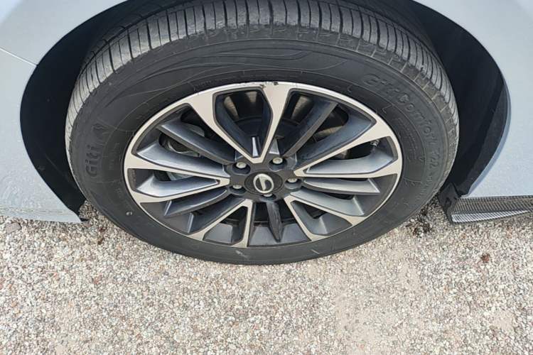 Used GAC Trumpchi EMPOW 2023 Shadow Leopard H High-Energy Hybrid Edition Left Front Wheel Hub