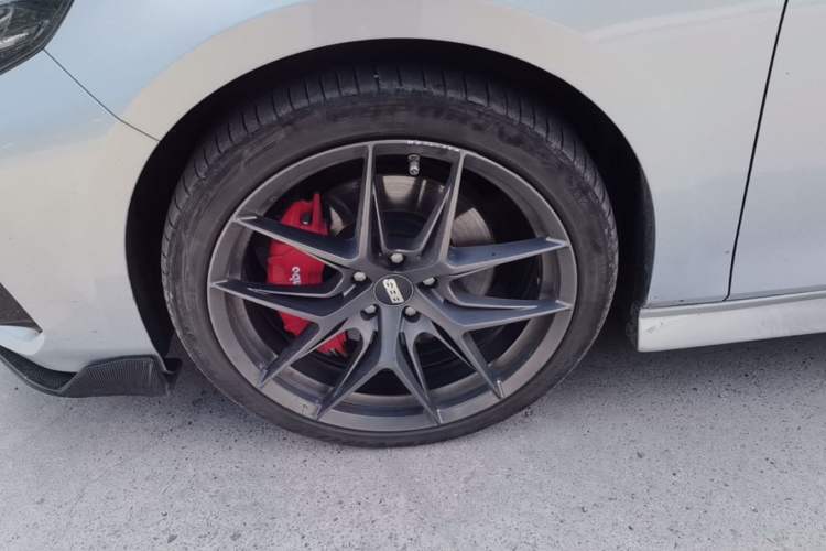 Used GAC Trumpchi EMPOW 2023 Shadow Leopard H High-Energy Hybrid Edition Left Front Wheel Hub