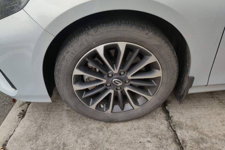 Used GAC Trumpchi EMPOW 2023 Shadow Leopard H High-Energy Hybrid Edition Left Front Wheel Hub