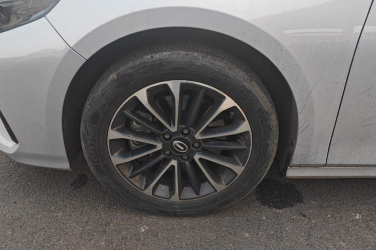 Used GAC Trumpchi EMPOW 2023 Shadow Leopard H High-Energy Hybrid Edition Left Front Wheel Hub