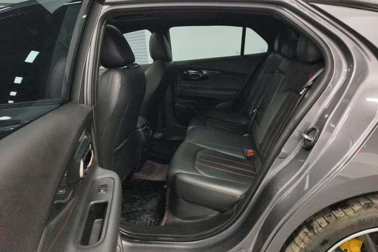 Used GAC Trumpchi EMPOW 2023 270T DCT J16 Version Left Rear Seat
