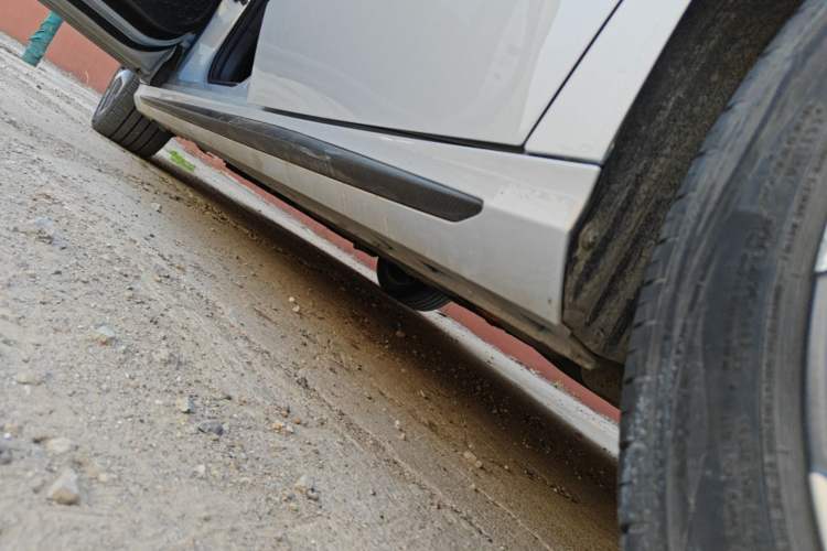 Used GAC Trumpchi EMPOW 2023 Shadow Leopard H Smart Hybrid Edition Left Side Sill