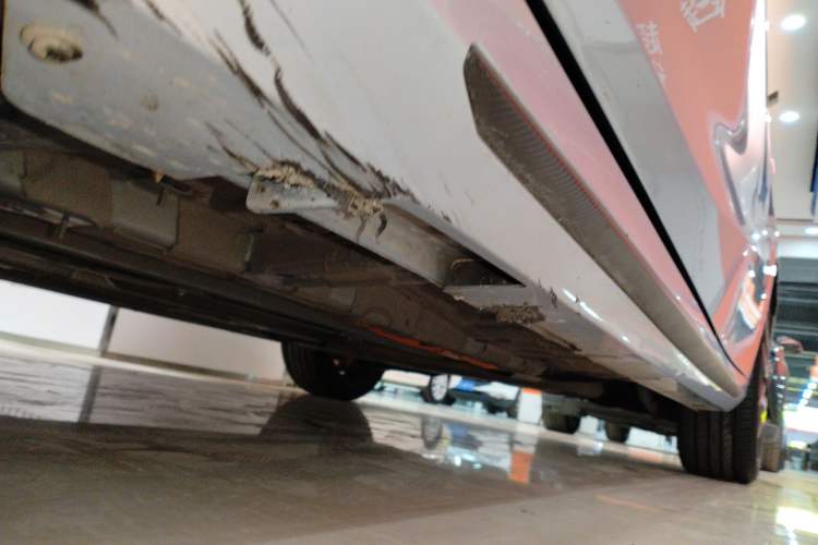 Used GAC Trumpchi EMPOW 2023 Shadow Leopard H Smart Hybrid Edition Left Side Sill