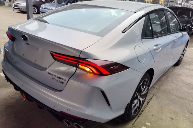 Used GAC Trumpchi EMPOW 2023 Shadow Leopard H Smart Hybrid Edition Rear Right 45 Deg