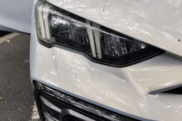Used GAC Trumpchi EMPOW 2023 400T Automatic R PRO Right Front Headlight