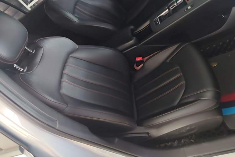 Used GAC Trumpchi EMPOW 2023 Shadow Leopard H High-Energy Hybrid Edition Right Front Seat