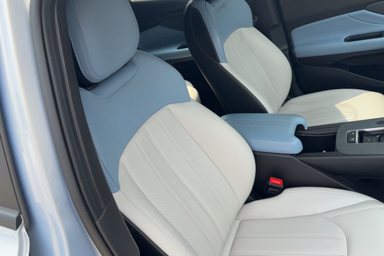 Used GAC Trumpchi EMPOW 2023 Shadow Leopard H High-Energy Hybrid Edition Right Front Seat