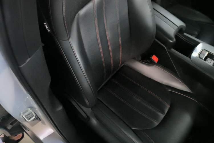Used GAC Trumpchi EMPOW 2023 Shadow Leopard H Smart Hybrid Edition Right Front Seat