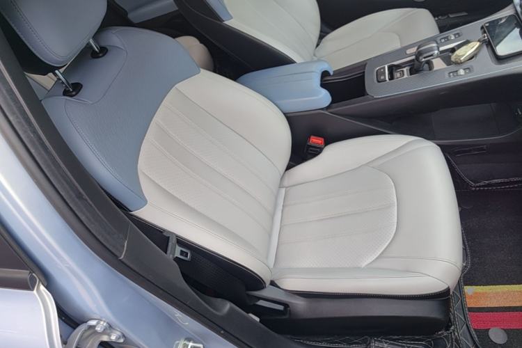 Used GAC Trumpchi EMPOW 2023 Shadow Leopard H High-Energy Hybrid Edition Right Front Seat