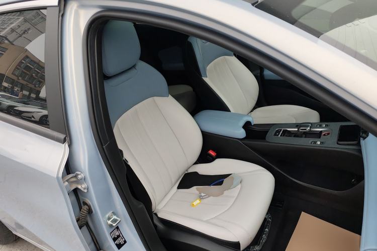Used GAC Trumpchi EMPOW 2023 Shadow Leopard H High-Energy Hybrid Edition Right Front Seat