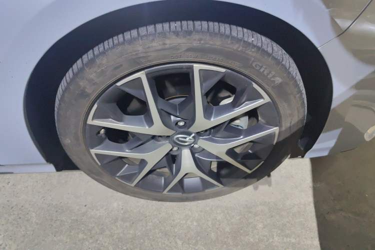 Used GAC Trumpchi EMPOW 2023 Shadow Leopard H Smart Hybrid Edition Right Front Wheel Hub