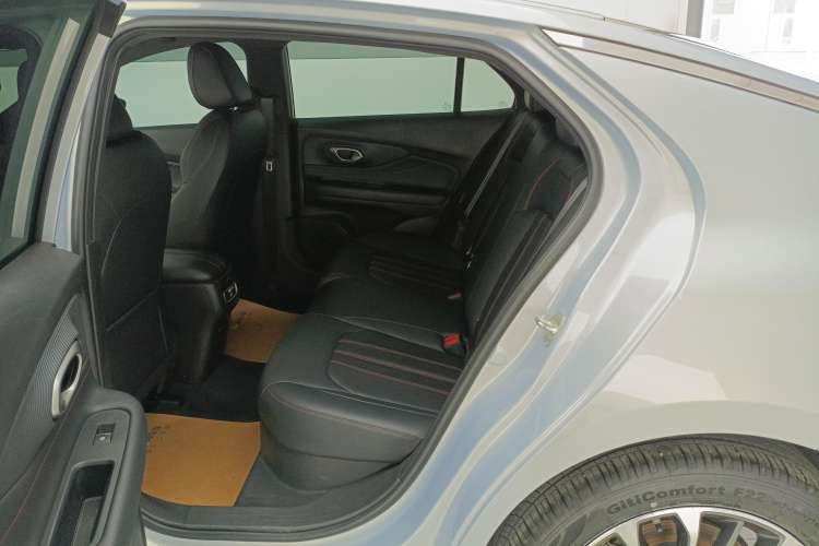 Used GAC Trumpchi EMPOW 2023 Shadow Leopard H High-Energy Hybrid Edition Right Rear Seat