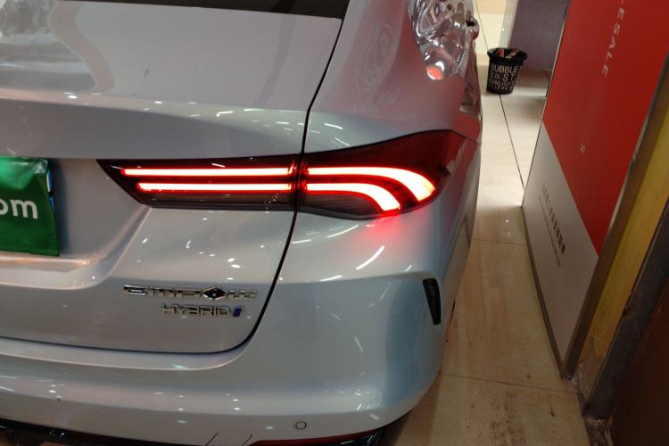 Used GAC Trumpchi EMPOW 2023 Shadow Leopard H Smart Hybrid Edition Right Rear Taillight