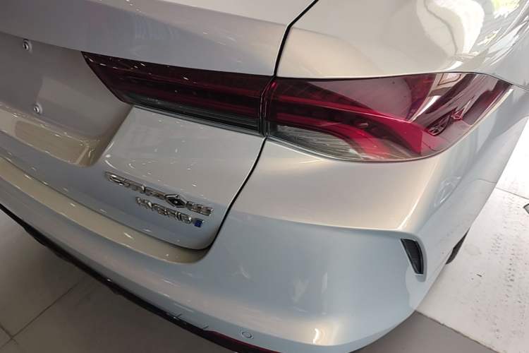 Used GAC Trumpchi EMPOW 2023 Shadow Leopard H Smart Hybrid Edition Right Rear Taillight