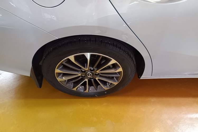 Used GAC Trumpchi EMPOW 2023 Shadow Leopard H High-Energy Hybrid Edition Right Rear Wheel Hub