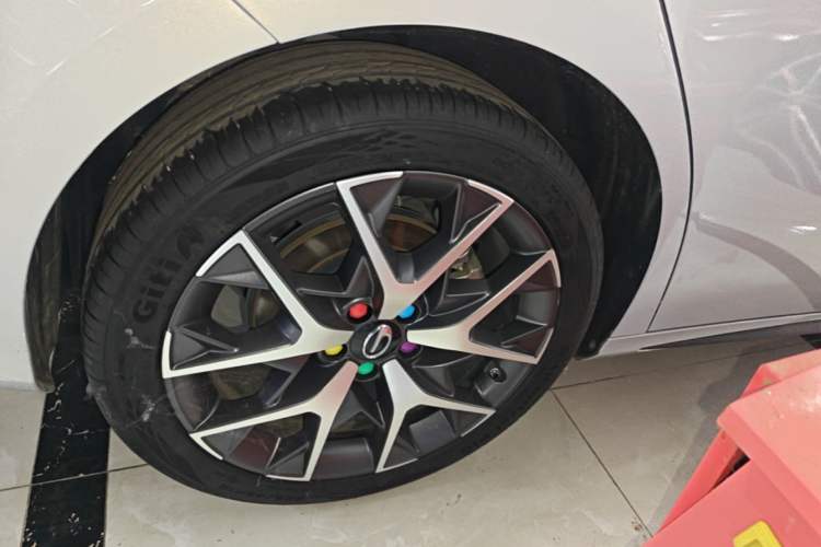 Used GAC Trumpchi EMPOW 2023 Shadow Leopard H Smart Hybrid Edition Right Rear Wheel Hub
