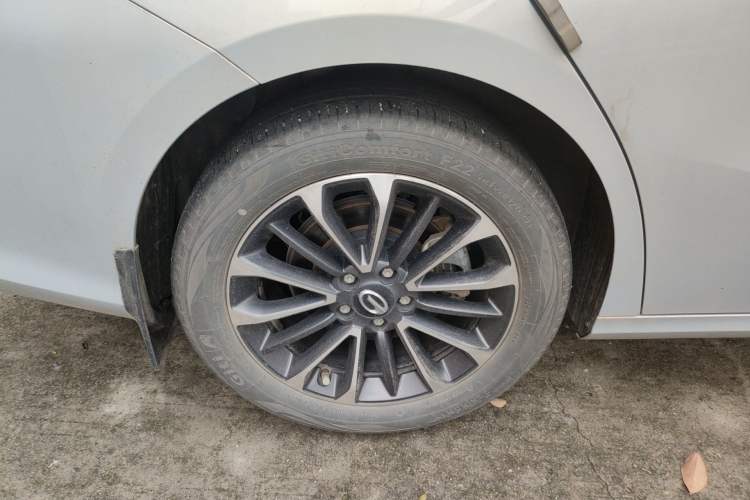 Used GAC Trumpchi EMPOW 2023 Shadow Leopard H High-Energy Hybrid Edition Right Rear Wheel Hub