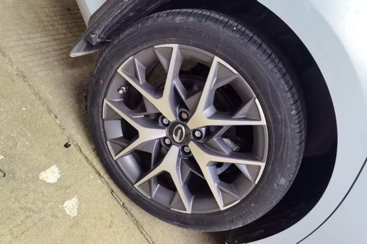 Used GAC Trumpchi EMPOW 2023 Shadow Leopard H Smart Hybrid Edition Right Rear Wheel Hub