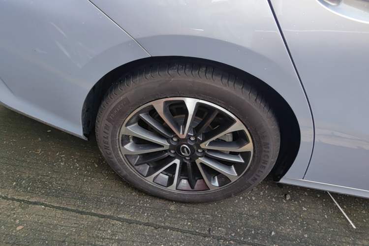 Used GAC Trumpchi EMPOW 2023 Shadow Leopard H High-Energy Hybrid Edition Right Rear Wheel Hub