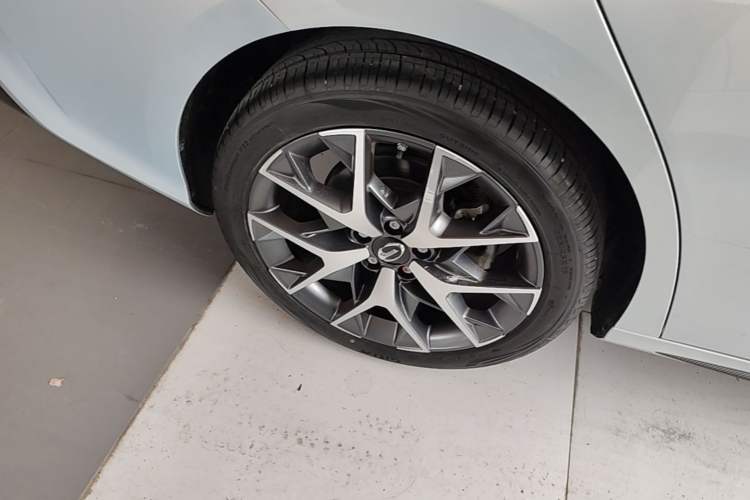Used GAC Trumpchi EMPOW 2023 Shadow Leopard H Smart Hybrid Edition Right Rear Wheel Hub