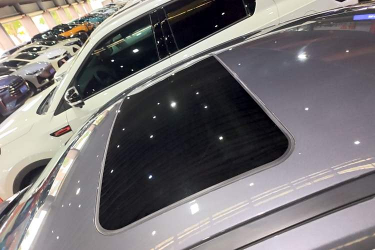 Used GAC Trumpchi EMPOW 2023 270T DCT J15 Version Roof