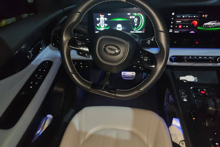 Used GAC Trumpchi EMPOW 2023 Shadow Leopard H Smart Hybrid Edition Steering Wheel