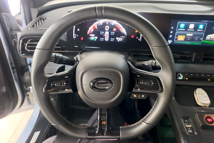 Used GAC Trumpchi EMPOW 2023 400T Automatic R PRO Steering Wheel
