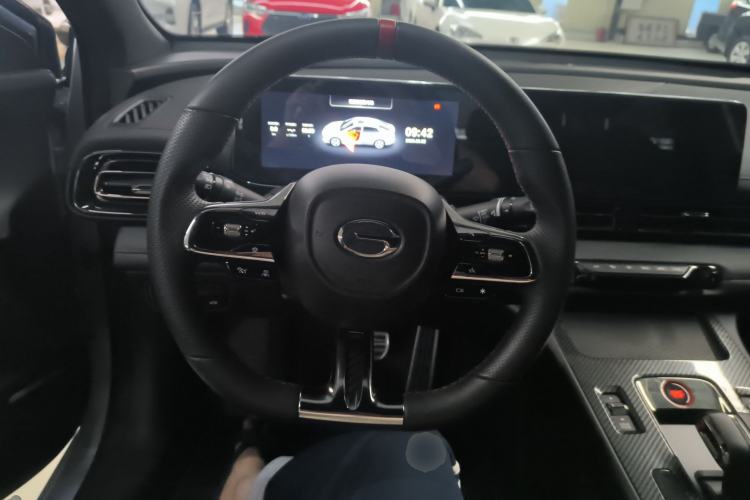 Used GAC Trumpchi EMPOW 2023 Shadow Leopard H Smart Hybrid Edition Steering Wheel