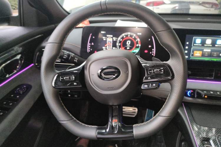 Used GAC Trumpchi EMPOW 2023 400T Automatic R PRO Steering Wheel