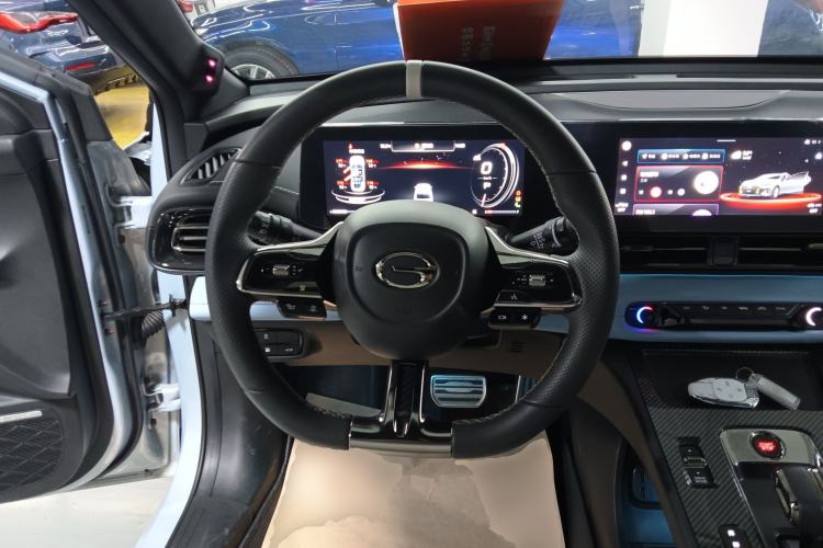 Used GAC Trumpchi EMPOW 2023 Shadow Leopard H Smart Hybrid Edition Steering Wheel
