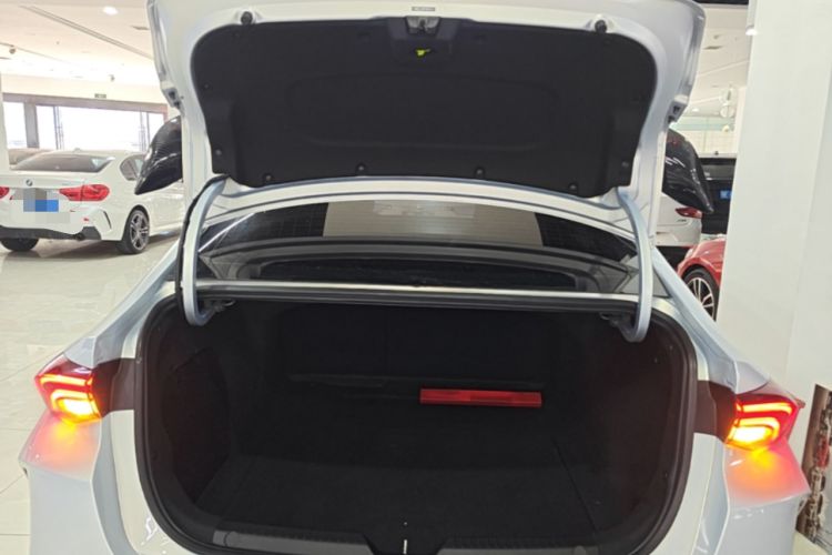 Used GAC Trumpchi EMPOW 2023 Shadow Leopard H Smart Hybrid Edition Trunk
