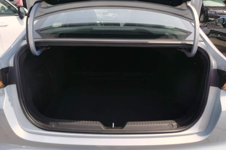 Used GAC Trumpchi EMPOW 2023 Shadow Leopard H High-Energy Hybrid Edition Trunk