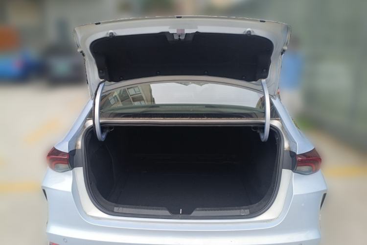 Used GAC Trumpchi EMPOW 2023 Shadow Leopard H Smart Hybrid Edition Trunk