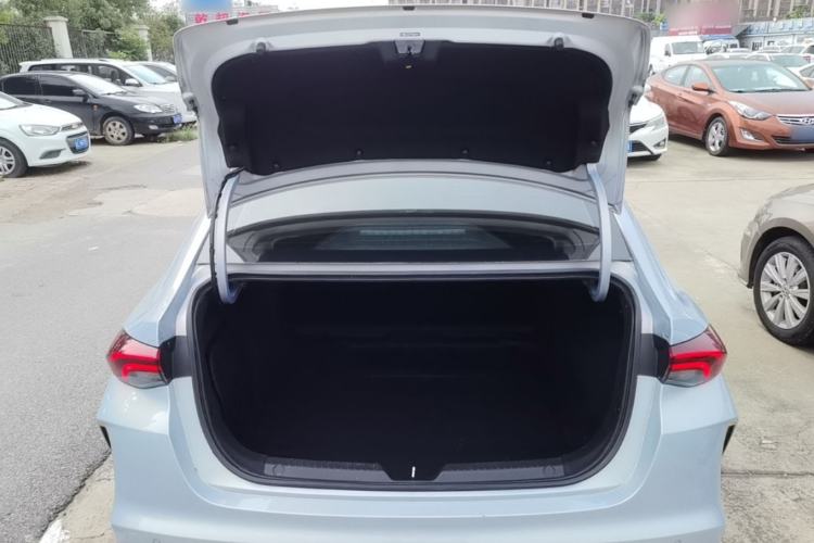 Used GAC Trumpchi EMPOW 2023 Shadow Leopard H High-Energy Hybrid Edition Trunk