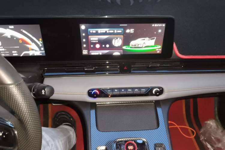 Used GAC Trumpchi EMPOW 2023 270T DCT J16 Version Audio And AC Panel