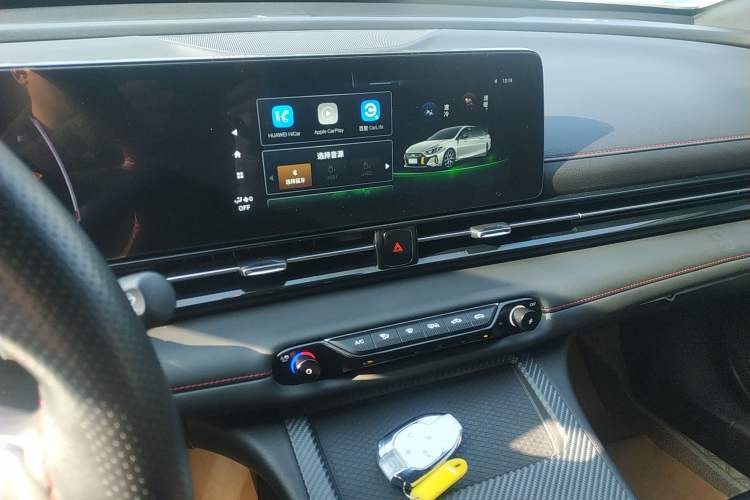 Used GAC Trumpchi EMPOW 2023 Shadow Leopard H High-Energy Hybrid Edition Audio And AC Panel