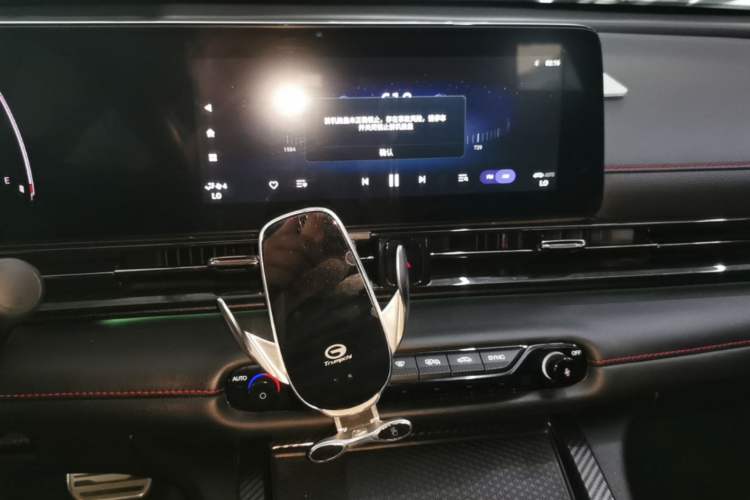 Used GAC Trumpchi EMPOW 2023 270T DCT J15 Version Audio And AC Panel