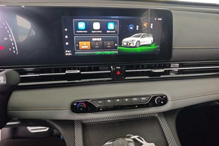 Used GAC Trumpchi EMPOW 2023 270T DCT J11 Version Audio And AC Panel