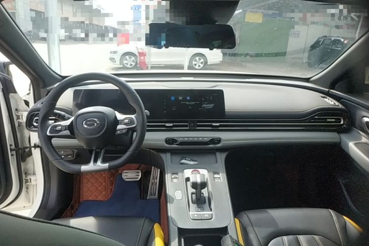 Used GAC Trumpchi EMPOW 2023 270T DCT J11 Version Center Console