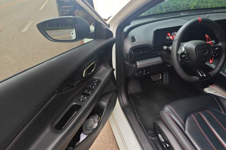 Used GAC Trumpchi EMPOW 2023 270T DCT J16 Version Driver Seat