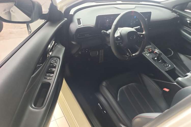 Used GAC Trumpchi EMPOW 2023 270T DCT J15 Version Driver Seat