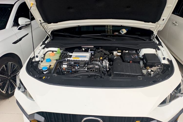 Used GAC Trumpchi EMPOW 2023 270T DCT J15 Version Engine Bay
