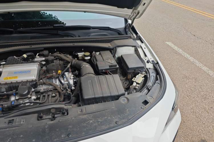 Used GAC Trumpchi EMPOW 2023 270T DCT J16 Version Engine Bay Left